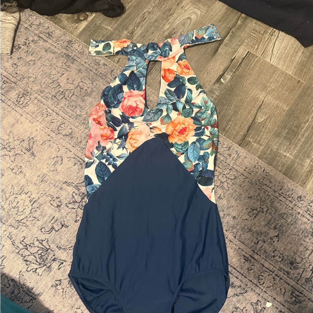 Ballet leotard eleve